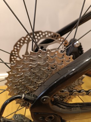 Bicicleta Gravel Giant Revolt Advanced 3