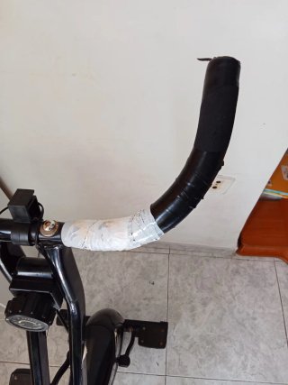 Bicicleta estática con marchas