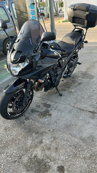 Suzuki Bandit 650 SA K9 (2010)