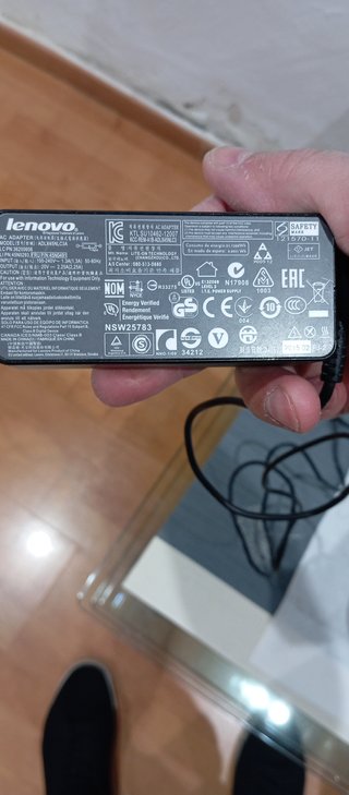 Portátil Lenovo Ideapad 300