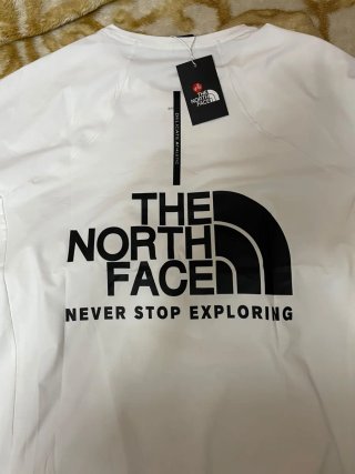 Camiseta The North Face Blanca