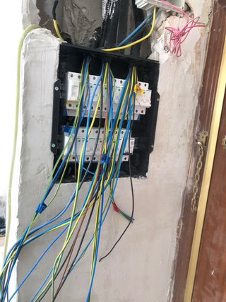 Electricista/ Reformas