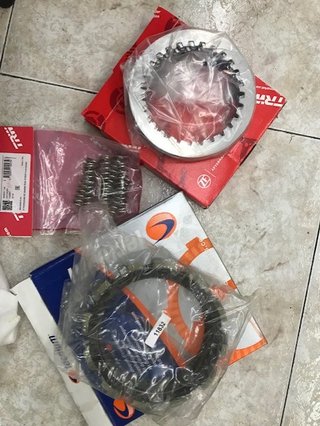 Kit de Embrague: Discos, Separadores y Muelles
