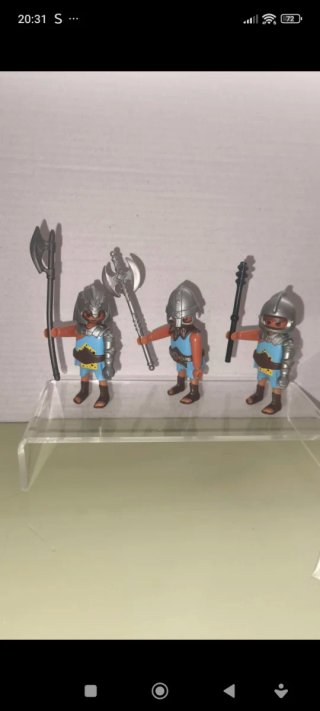 3 Figuras Playmobil Guerreros