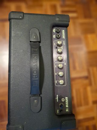 Guitarra Eléctrica RockJam y Amplificador Kustom