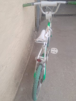 Bicicleta  BMX Confersil