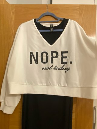 Vestido deportivo NOPE