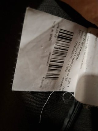 Blaiser color verde oliva, Burberry talla 52