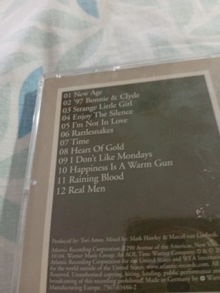 CD : Tori Amos - Strange Little Girls (2001)