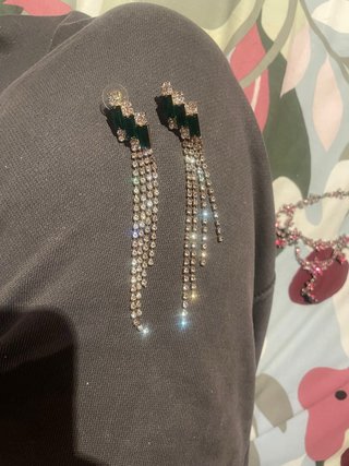 Pendientes largos pedrería verde y plata