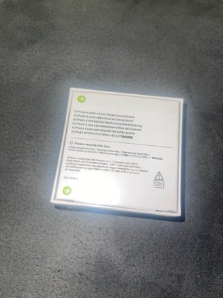Airpods 4 sigillate Apple