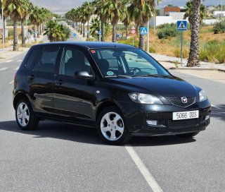 Mazda 2 2005