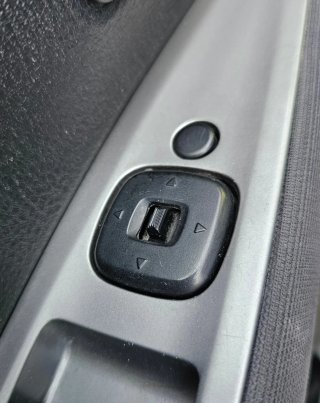 Mazda 2 2005