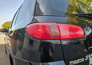 Mazda 2 2005