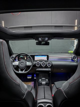Mercedes-Benz Clase CLA AMG NIGHT