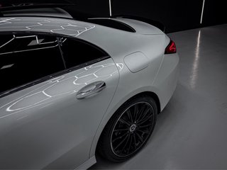 Mercedes-Benz Clase CLA AMG NIGHT