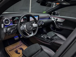 Mercedes-Benz Clase CLA AMG NIGHT