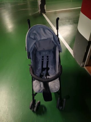 Carrito de paseo tipo paraguas