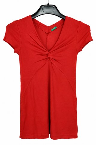 T-shirt rossa Benetton taglia XS