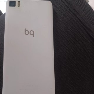 Móvil BQ blanco