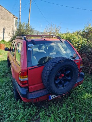 Opel Frontera 2001