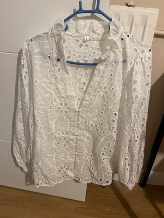 Blusa blanca bordada