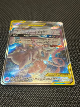 Carta Pokémon Mewtwo y Mew GX SM191