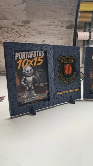 Portafotos Mossos d'Esquadra