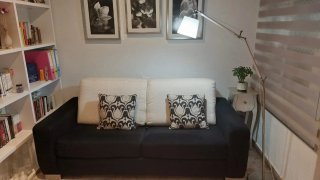 Sofá Cama Grand Fort Negro y Beige impecable