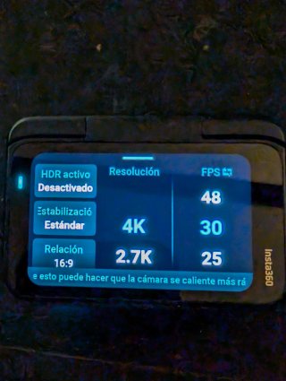 Insta360 Go Ultra + SD 512GB + Accesorios