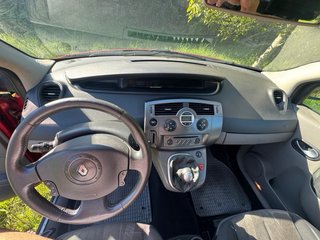 Renault Grand Scenic 2005
