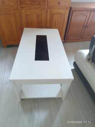 Mesa de centro elevable blanca