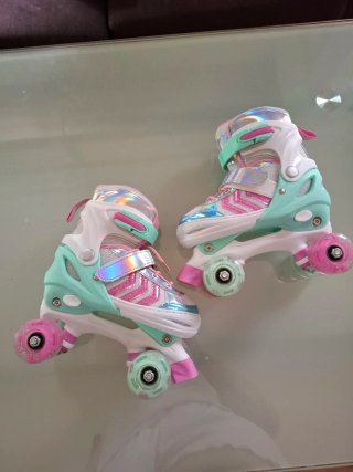Patines Infantiles con Diseño Brillante