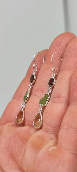 Pendientes de Plata Multipiedras.