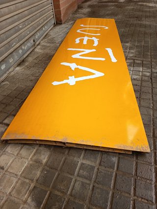 Letrero comercial
