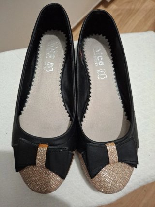 Zapatos Planos Alice Shoes Negro y Dorado Talla 36
