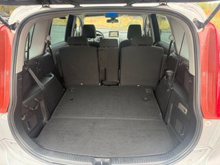 Mazda 5  UNICO DUEÑO 7 PLAZAS SOLO 195.000 km 83€/