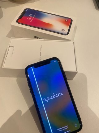 iPhone X 64GB con linea sullo schermo