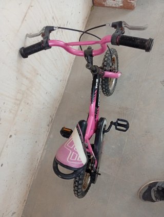 Bicicleta infantil Monty 102 rosa