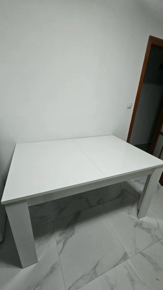 Mesa comedor extensible blanca