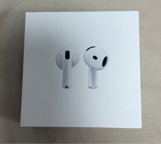 AirPods 4 Apple