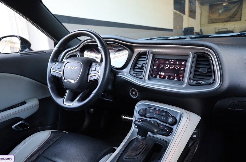 Dodge Challenger 2019, foto 18