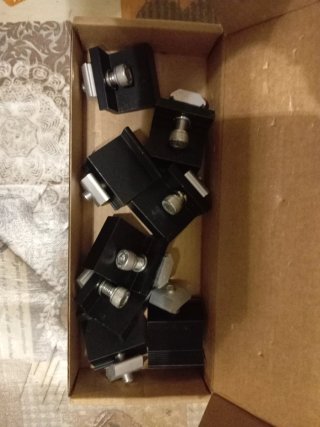 Morsetti per pannelli