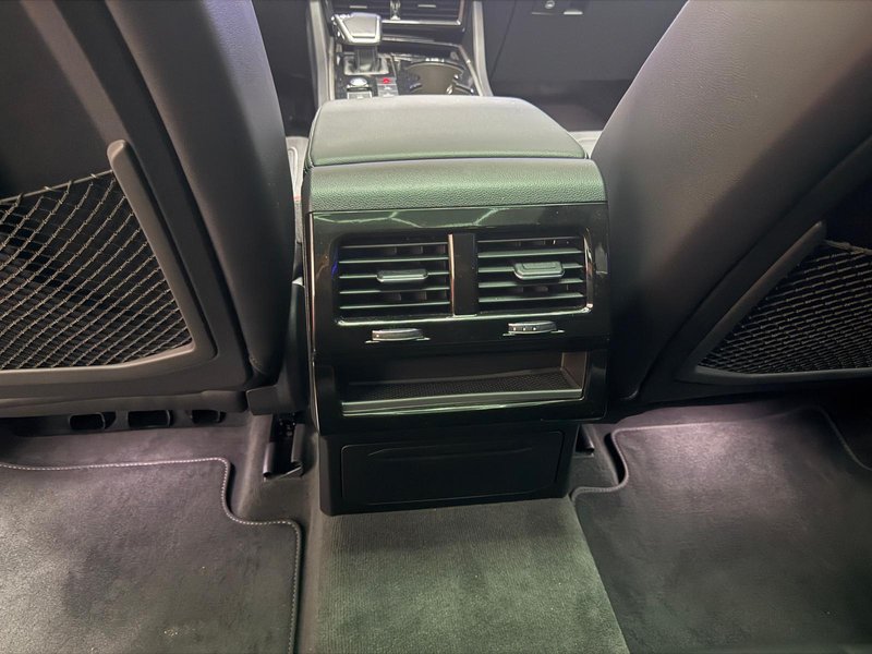 Volkswagen Touareg 2024, foto 32