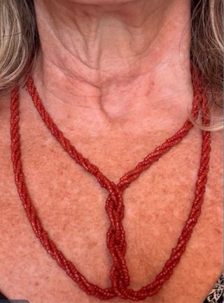 Collar Coral Real (Santería regla de Ocha)