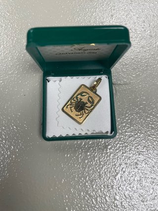 Ciondolo oro segno zodiacale Scorpione