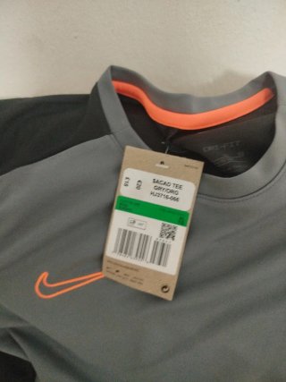 Conjunto Deportivo Nike