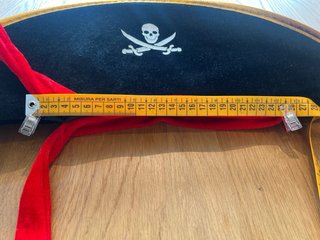 Gorro Pirata Negro con Calavera