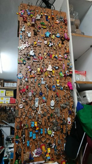Colección de llaveros variados