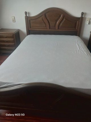 Cabecero de Cama Antiguo de Madera